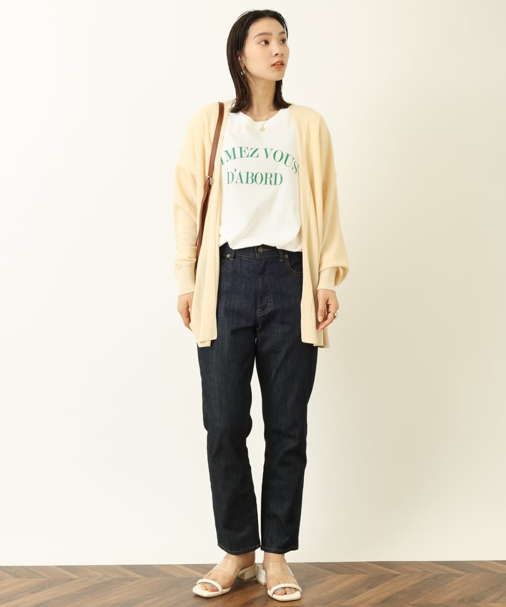 K2KHP66029 a.v.v(アー・ヴェ・ヴェ) ラウンドヘムロゴTシャツ ブラック