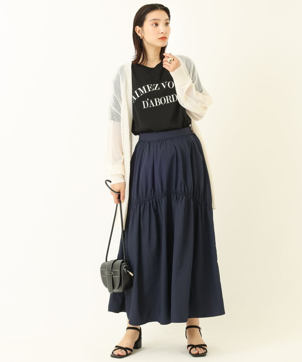 K2KHP66029 a.v.v(アー・ヴェ・ヴェ) ラウンドヘムロゴTシャツ ブラック