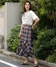 K2KHP66029 a.v.v(アー・ヴェ・ヴェ) ラウンドヘムロゴTシャツ ブラック