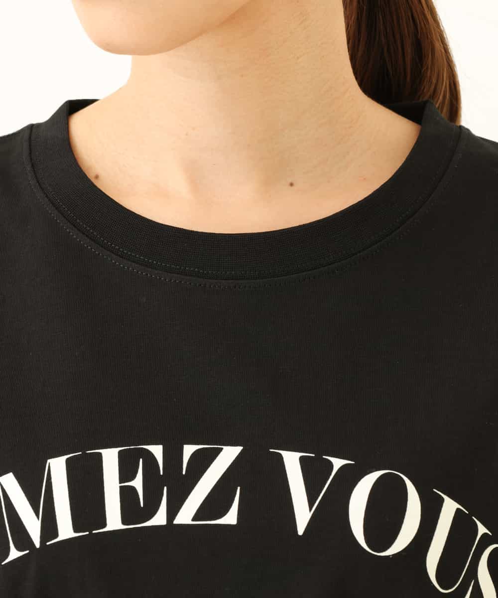 K2KHP66029 a.v.v(アー・ヴェ・ヴェ) ラウンドヘムロゴTシャツ ブラック