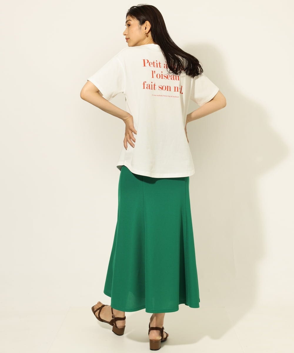 K2KHP77029 a.v.v(アー・ヴェ・ヴェ) ラウンドヘムバックロゴTシャツ ホワイト
