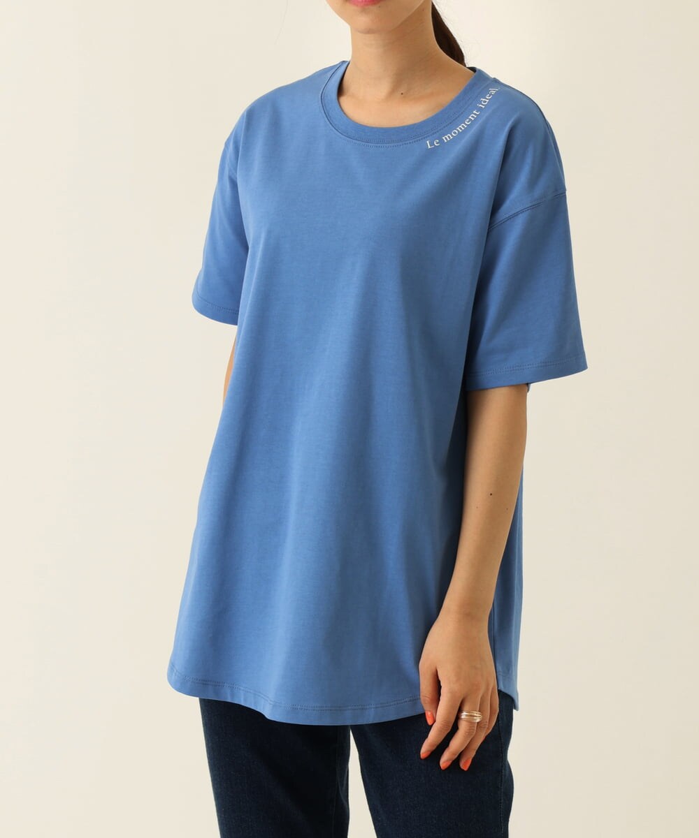 K2KHP77029 a.v.v(アー・ヴェ・ヴェ) ラウンドヘムバックロゴTシャツ ホワイト