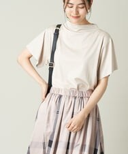 K2KHS89034 a.v.v(アー・ヴェ・ヴェ) 大人のハイネックTシャツ グレージュ