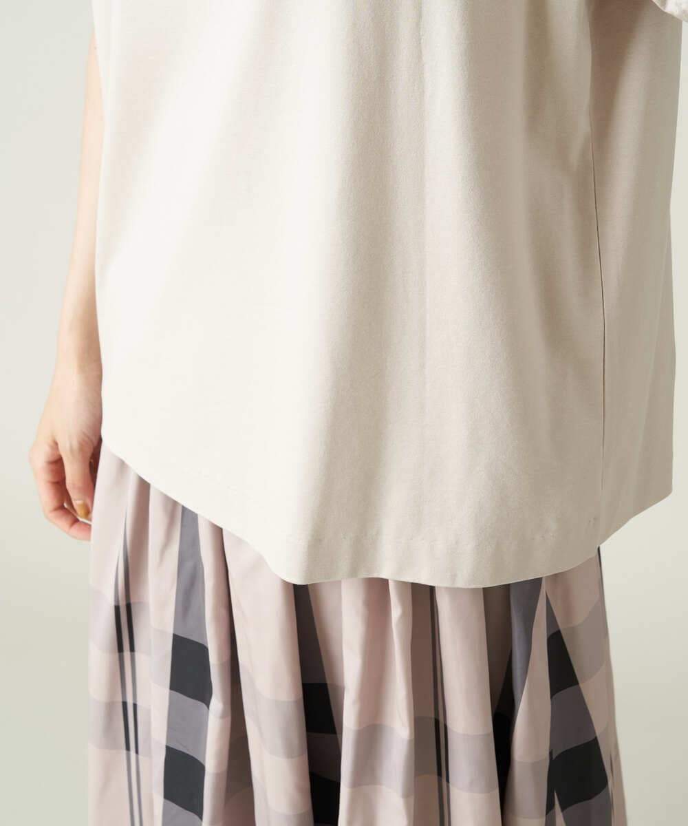 K2KHS89034 a.v.v(アー・ヴェ・ヴェ) 大人のハイネックTシャツ グレージュ