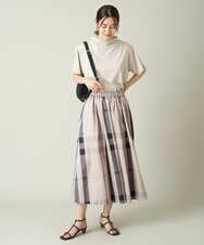 K2KHS89034 a.v.v(アー・ヴェ・ヴェ) 大人のハイネックTシャツ グレージュ
