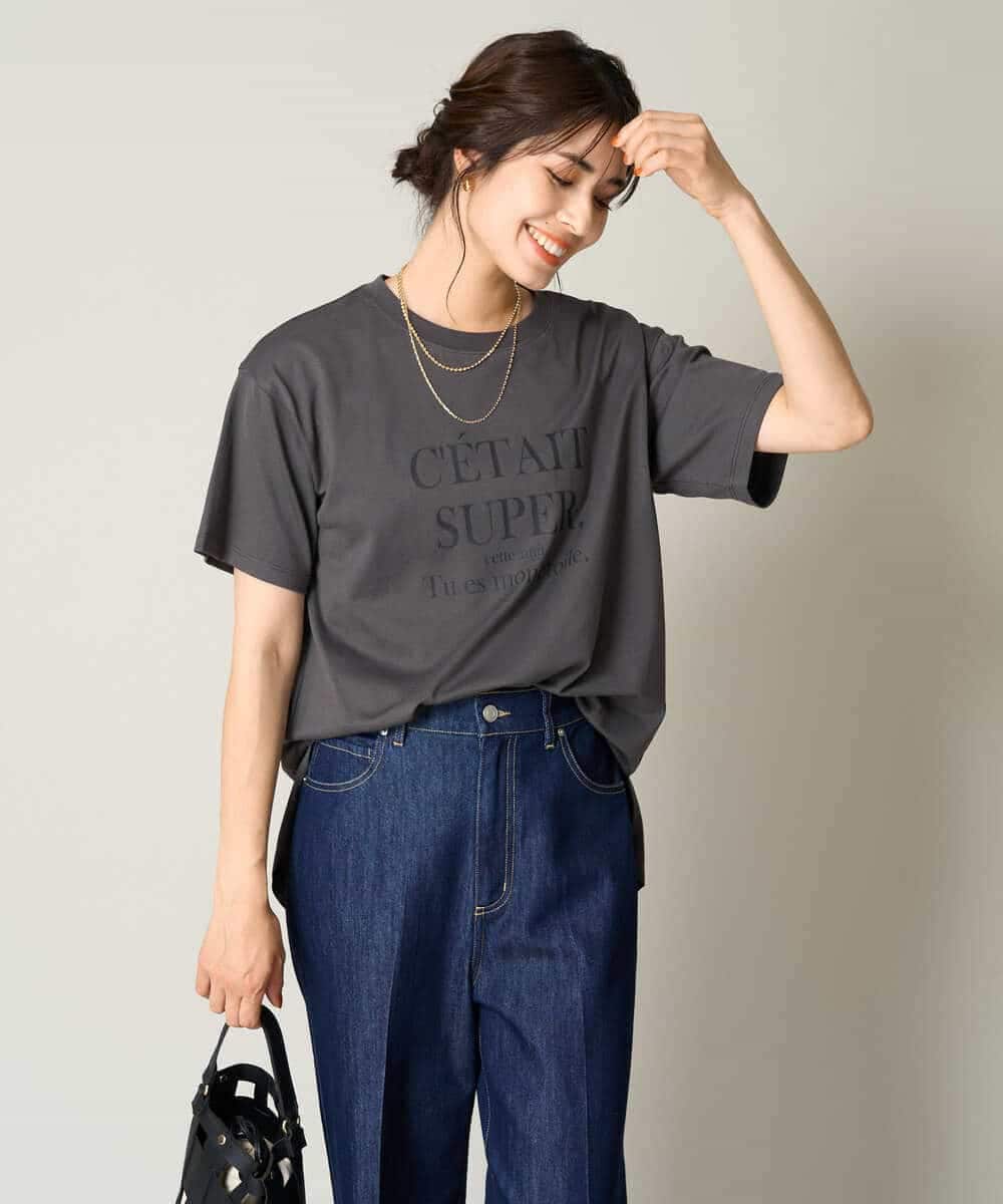 K2KHV55034 a.v.v(アー・ヴェ・ヴェ) 【接触冷感】大人のゆるロゴTシャツ ダークグレー