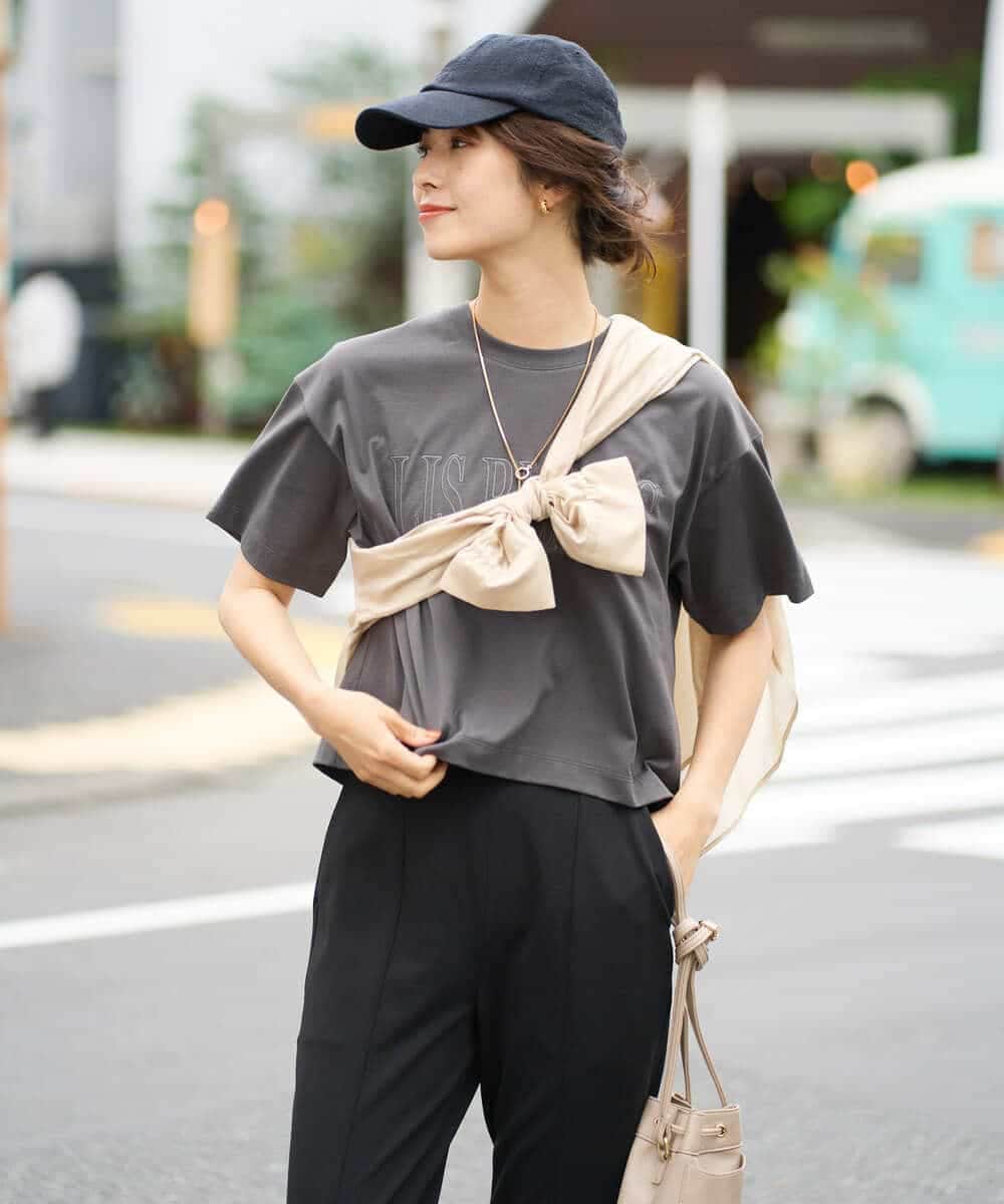 K2KHV56029 a.v.v(アー・ヴェ・ヴェ) 【接触冷感】大人のクロップドロゴTシャツ チャコールグレー