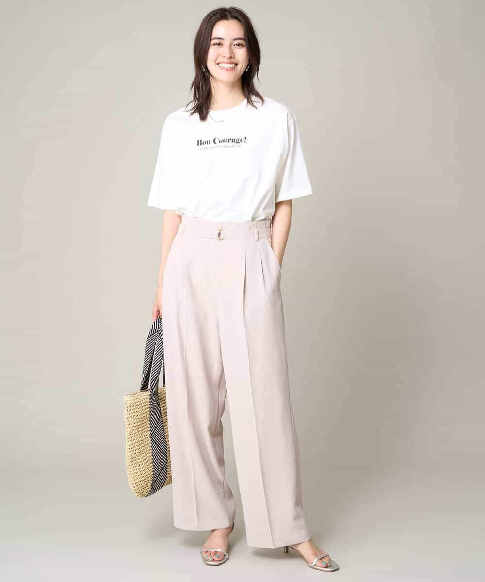 K2KHV83029 a.v.v(アー・ヴェ・ヴェ) ユニセックスアソートロゴTシャツ ホワイト