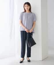 K2KID75044 a.v.v(アー・ヴェ・ヴェ) シアーギャザーネックトップス ネイビー