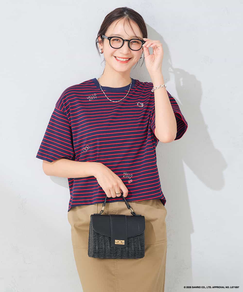 K2KID79049 a.v.v(アー・ヴェ・ヴェ) HELLO KITTY クロップドTシャツ ホワイト