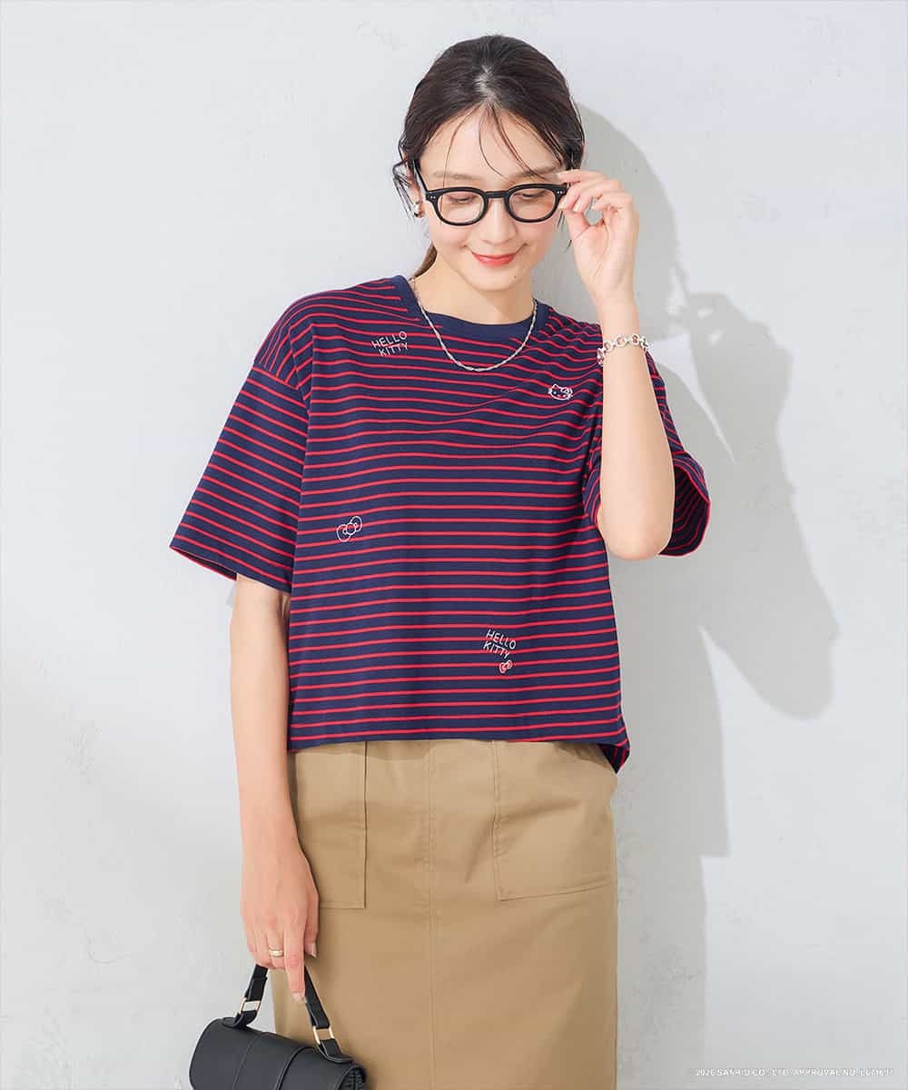 K2KID79049 a.v.v(アー・ヴェ・ヴェ) HELLO KITTY クロップドTシャツ ホワイト