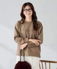 K2KLA46044 a.v.v(アー・ヴェ・ヴェ) エンボスロゴスウェードトップス ピンク