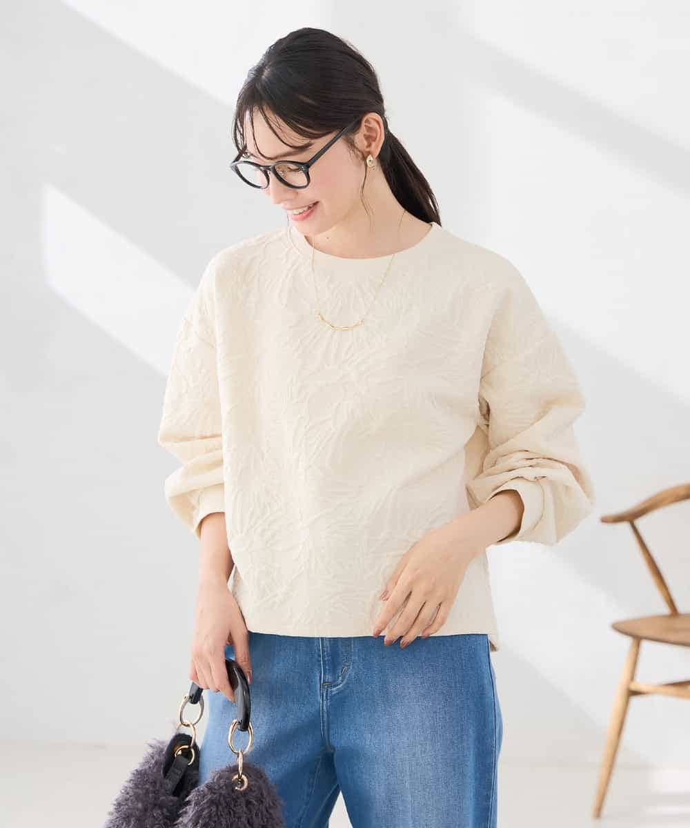 K2KLD32049 a.v.v(アー・ヴェ・ヴェ) フクレ ジャガードトップス アイボリー