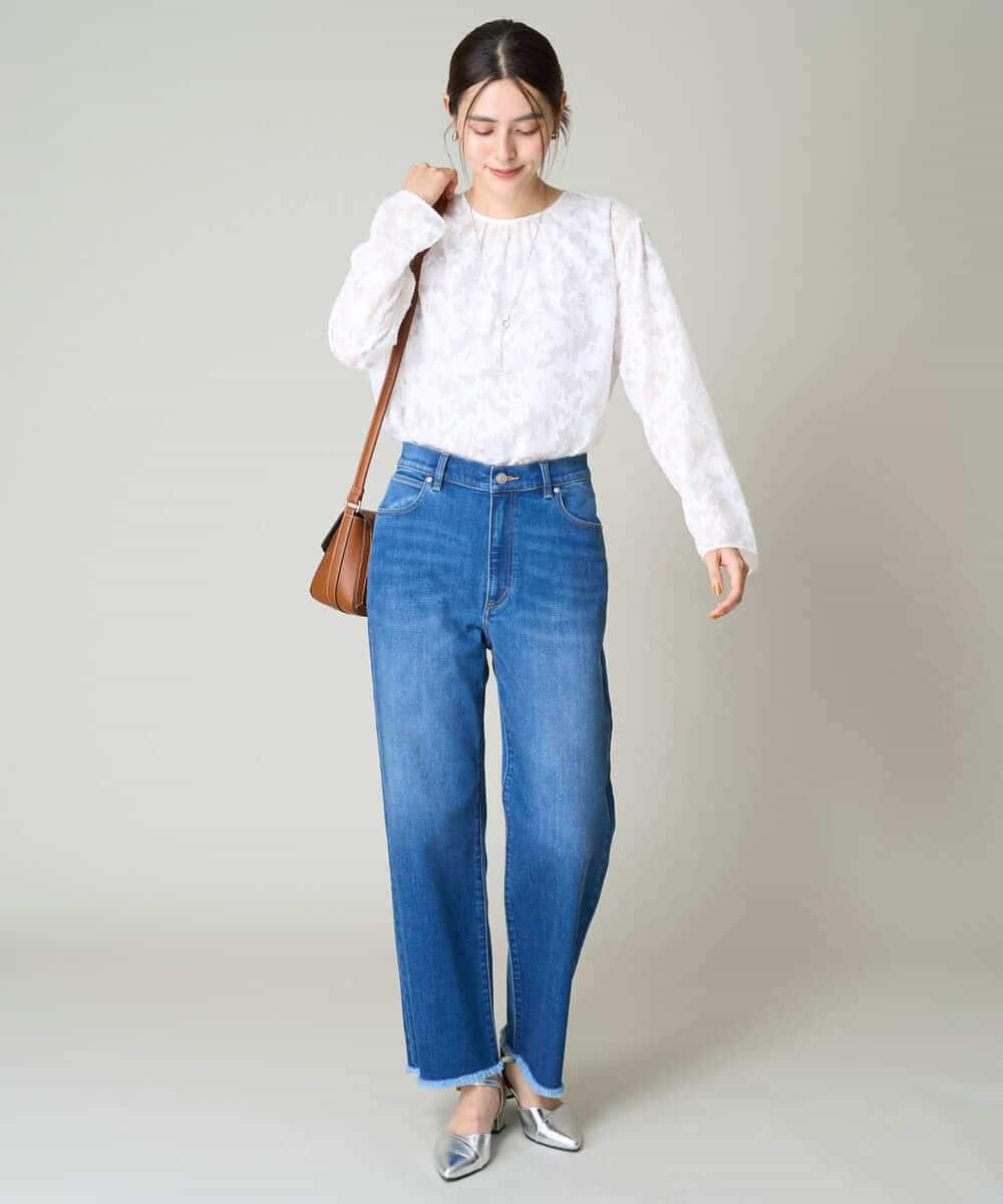 K2LAA04059 a.v.v(アー・ヴェ・ヴェ) デニムストレートパンツ ネイビー