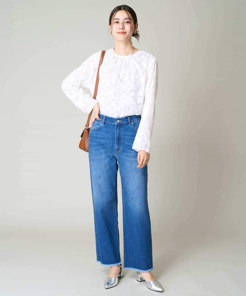 K2LAA04059 a.v.v(アー・ヴェ・ヴェ) デニムストレートパンツ ネイビー