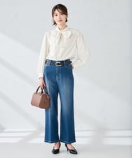 K2LAD05059 a.v.v(アー・ヴェ・ヴェ) ストレッチデニムワイドパンツ ブルー