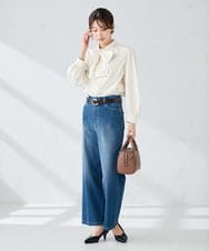 K2LAD05059 a.v.v(アー・ヴェ・ヴェ) ストレッチデニムワイドパンツ ブルー