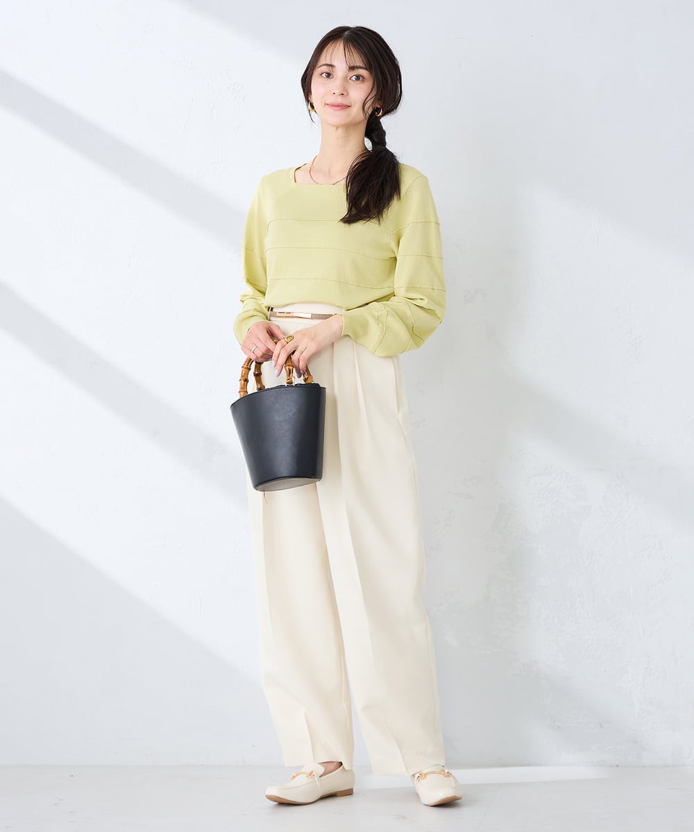 K2LDD21059 a.v.v(アー・ヴェ・ヴェ) 【雑誌InRed(宝島社)4月号掲載/洗える】タックテーパードパンツ アイボリー