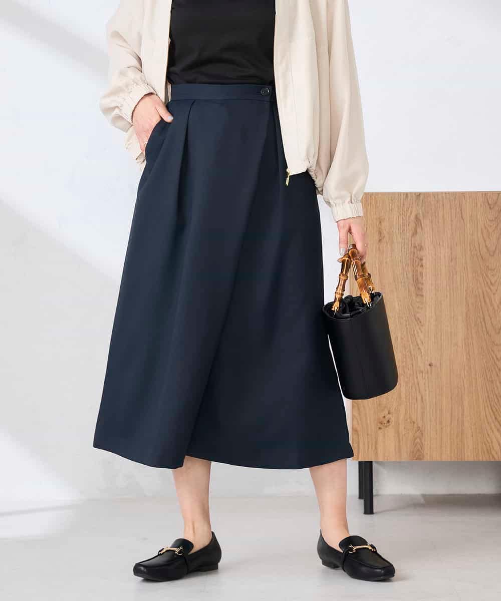 K2LDD22059 a.v.v(アー・ヴェ・ヴェ) アシメクロップドパンツ ネイビー