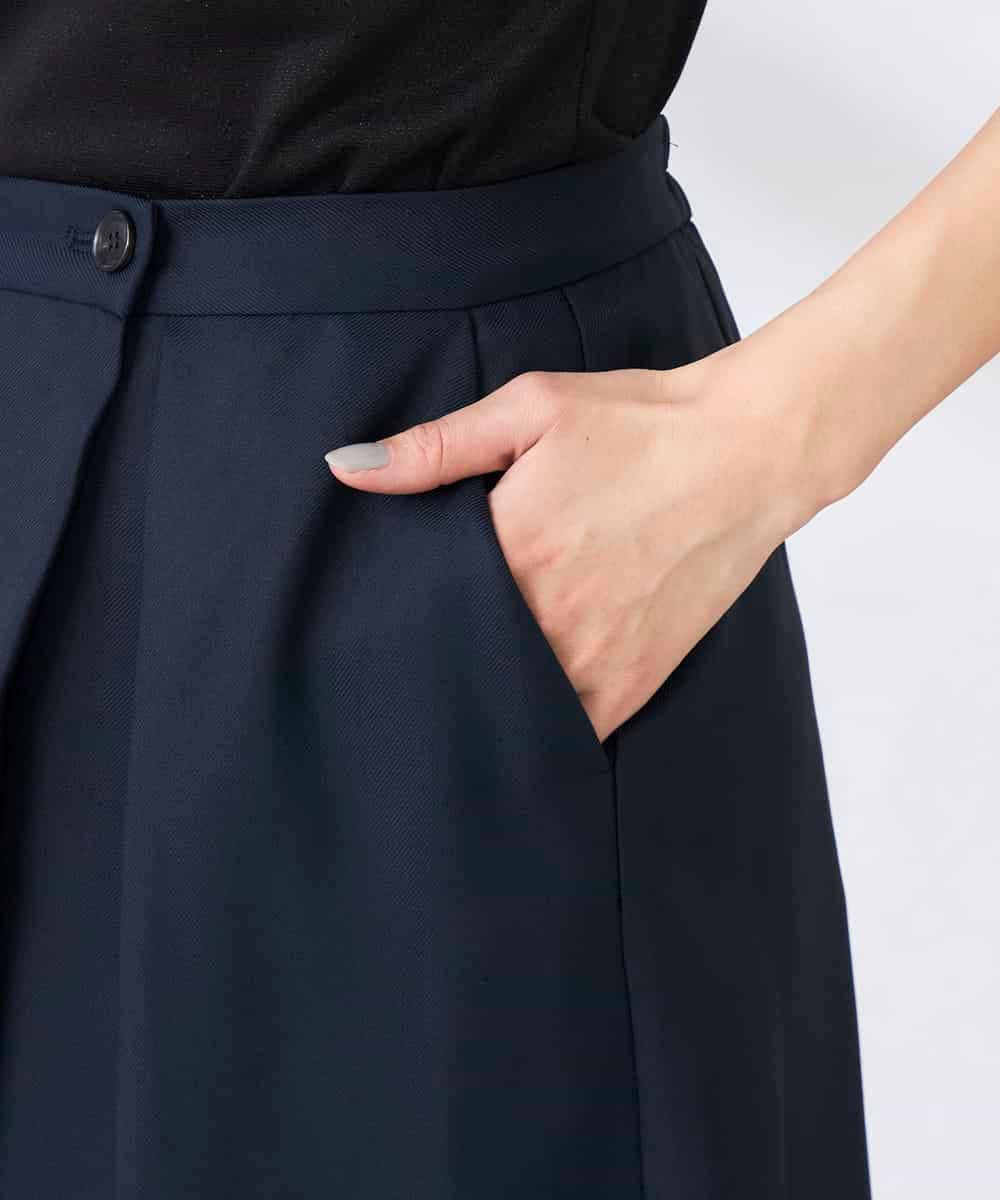 K2LDD22059 a.v.v(アー・ヴェ・ヴェ) アシメクロップドパンツ ネイビー