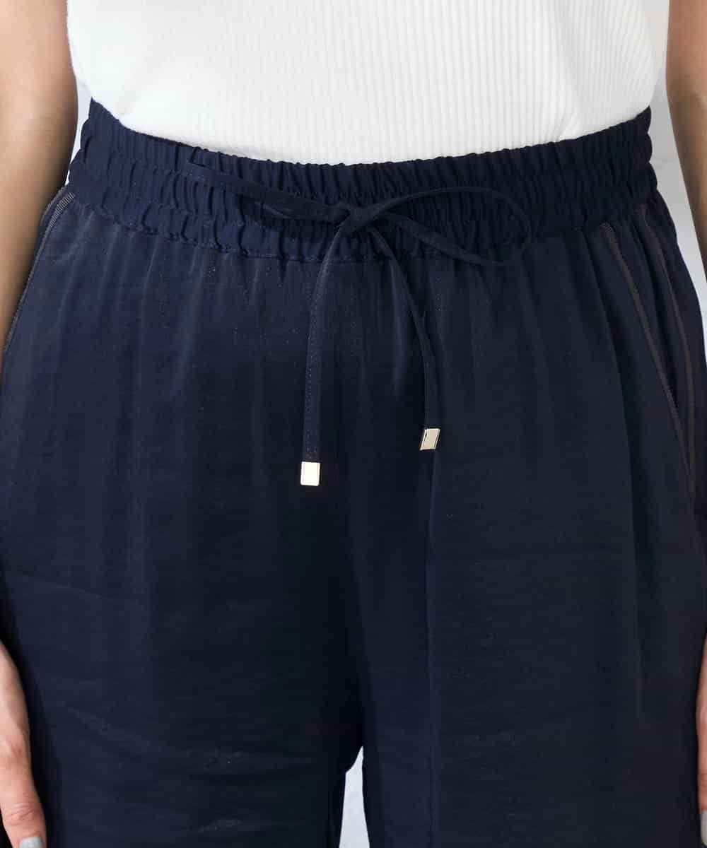 K2LDD26059 a.v.v(アー・ヴェ・ヴェ) 【洗える】サテンワイドパンツ ネイビー