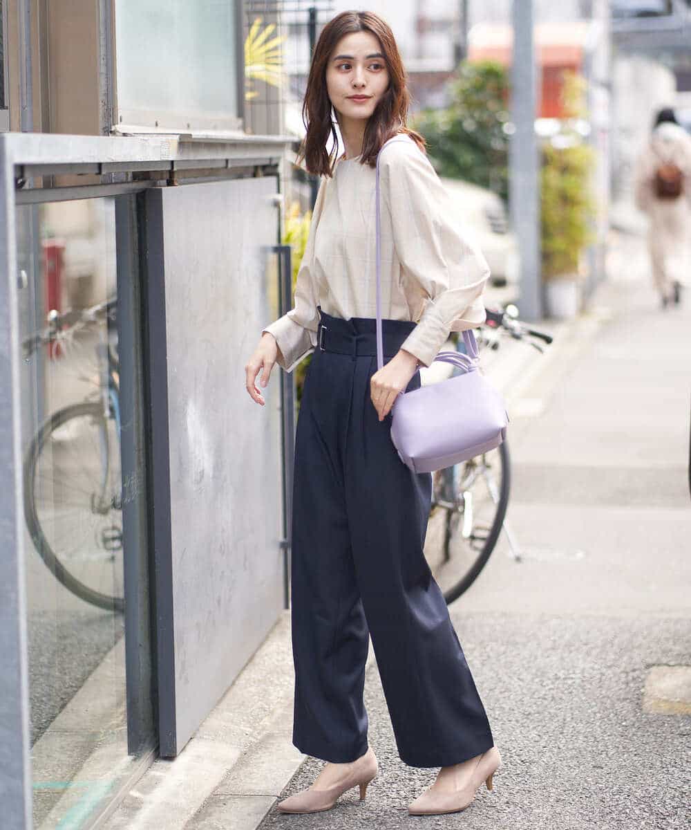 K2LES03059 a.v.v(アー・ヴェ・ヴェ) ハイウエストタックワイドパンツ ベージュ