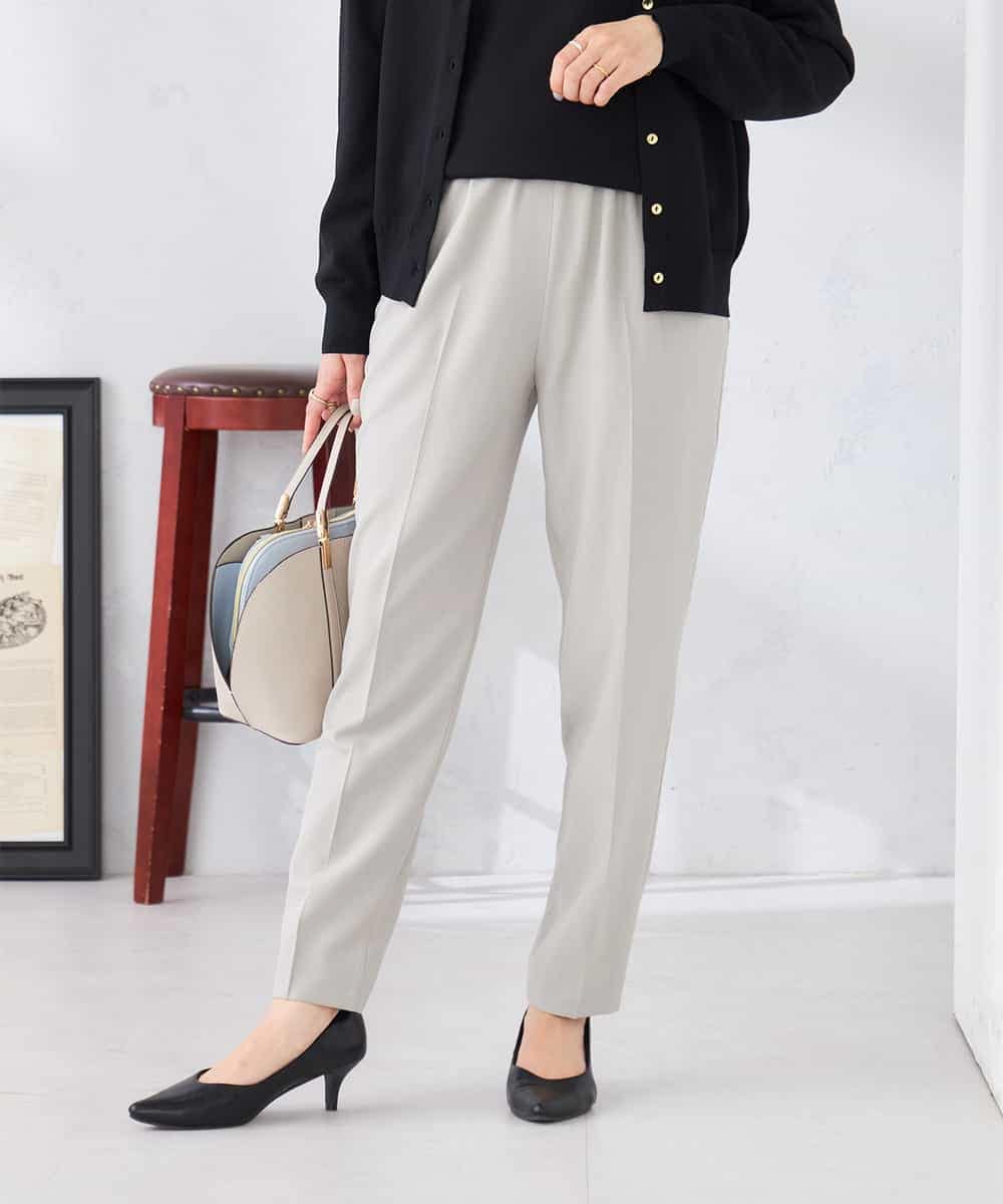 K2LFD04049 a.v.v(アー・ヴェ・ヴェ) ［支持率NO.1/イージーケア］イージーテーパードパンツ ライトカーキ