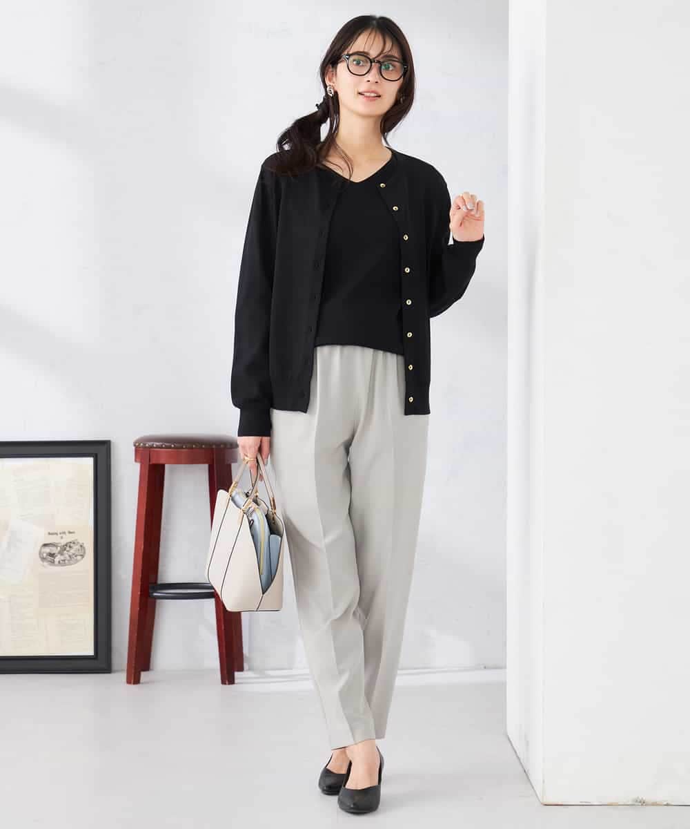 K2LFD04049 a.v.v(アー・ヴェ・ヴェ) ［支持率NO.1/イージーケア］イージーテーパードパンツ ライトカーキ