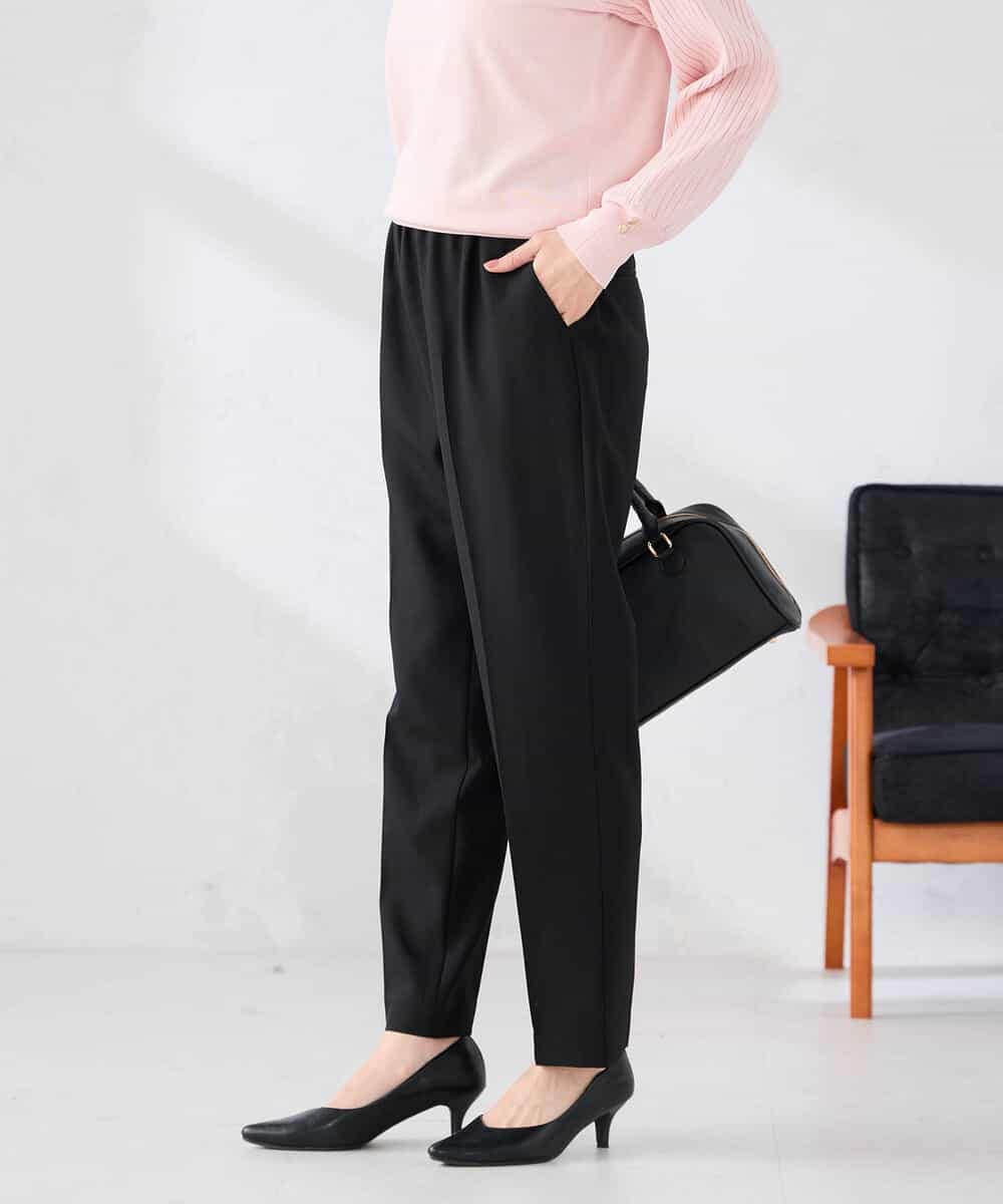 K2LFD04049 a.v.v(アー・ヴェ・ヴェ) ［支持率NO.1/イージーケア］イージーテーパードパンツ ライトカーキ