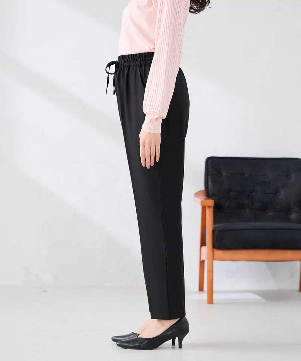 K2LFD04049 a.v.v(アー・ヴェ・ヴェ) ［支持率NO.1/イージーケア］イージーテーパードパンツ ライトカーキ