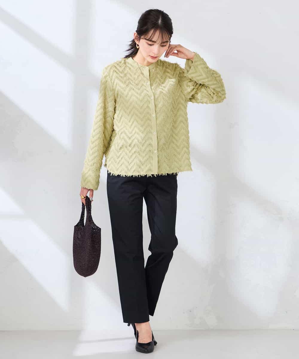 K2LFD28054 a.v.v(アー・ヴェ・ヴェ) センタープレススリムパンツ ホワイト