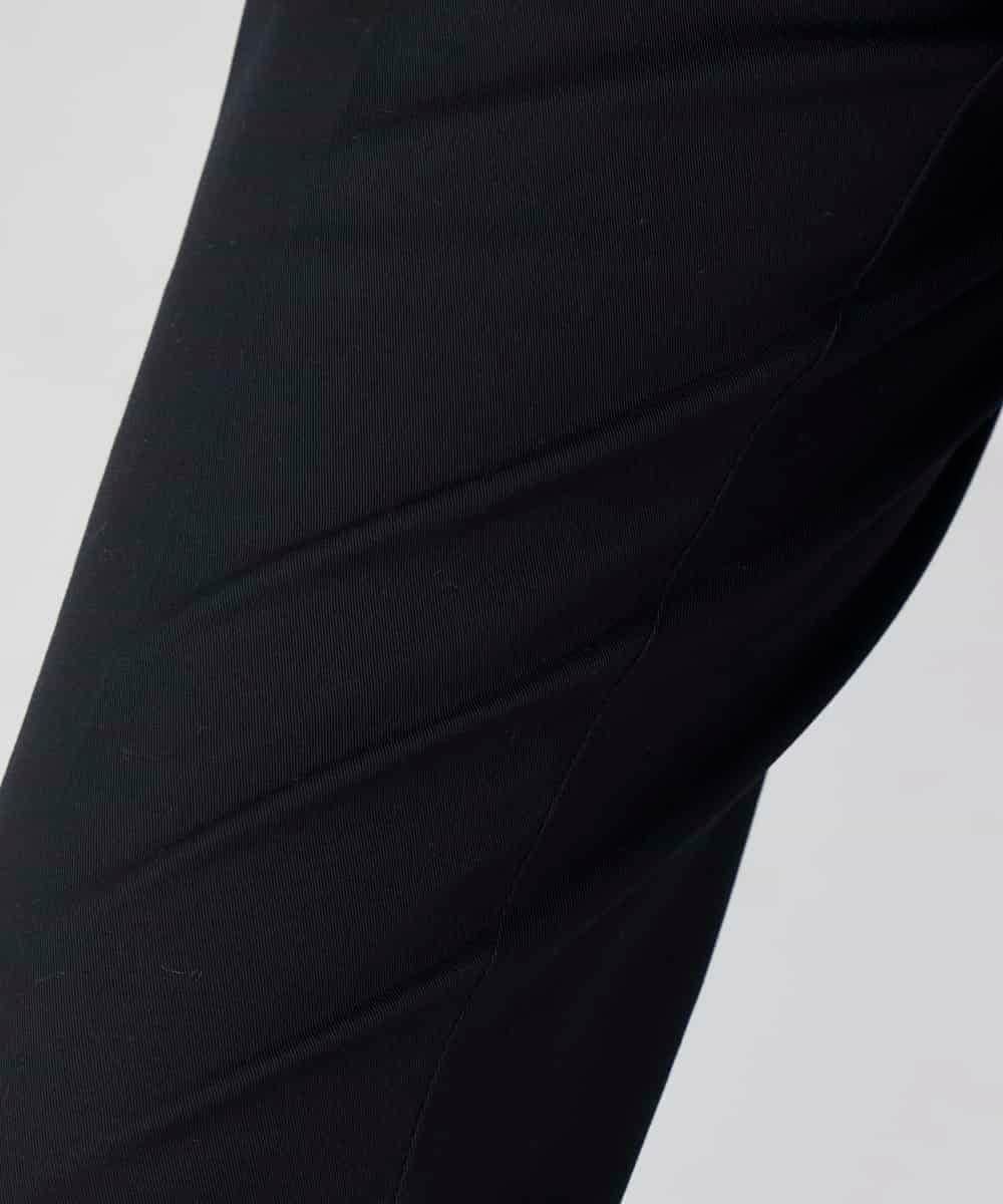 K2LFD28054 a.v.v(アー・ヴェ・ヴェ) センタープレススリムパンツ ホワイト