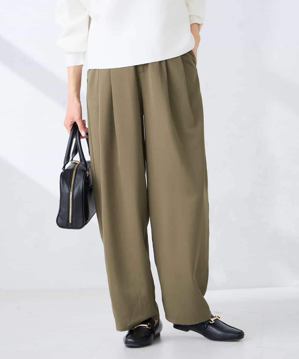 K2LFD32059 a.v.v(アー・ヴェ・ヴェ) 2タックパンツ カーキ