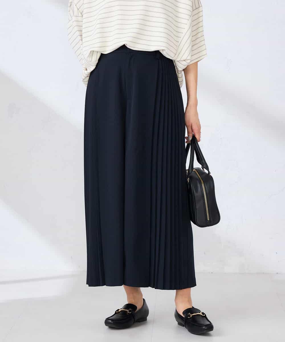 K2LFD38059 a.v.v(アー・ヴェ・ヴェ) 【洗える】サイドプリーツクロップドパンツ ネイビー