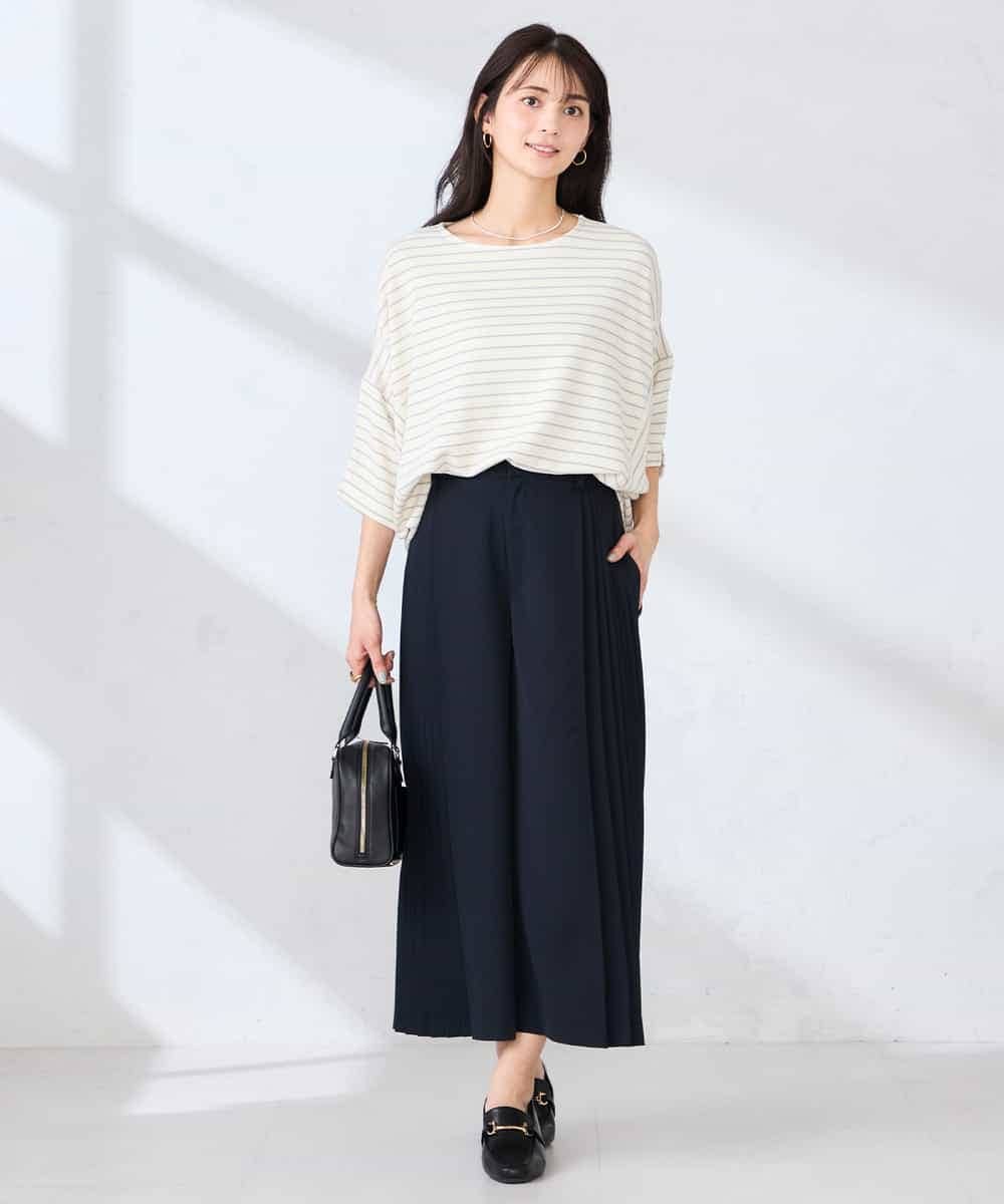 K2LFD38059 a.v.v(アー・ヴェ・ヴェ) 【洗える】サイドプリーツクロップドパンツ ネイビー