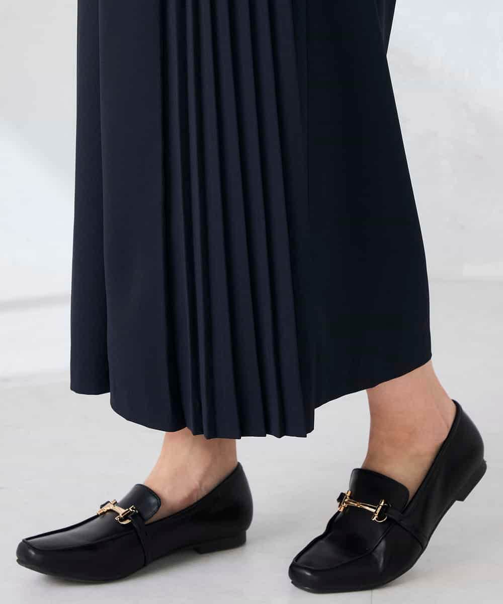 K2LFD38059 a.v.v(アー・ヴェ・ヴェ) 【洗える】サイドプリーツクロップドパンツ ネイビー