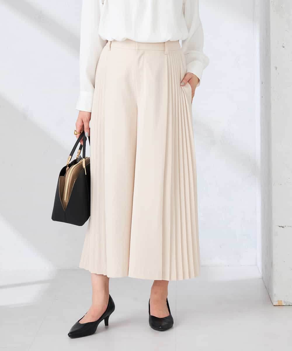 K2LFD38059 a.v.v(アー・ヴェ・ヴェ) 【洗える】サイドプリーツクロップドパンツ グレージュ