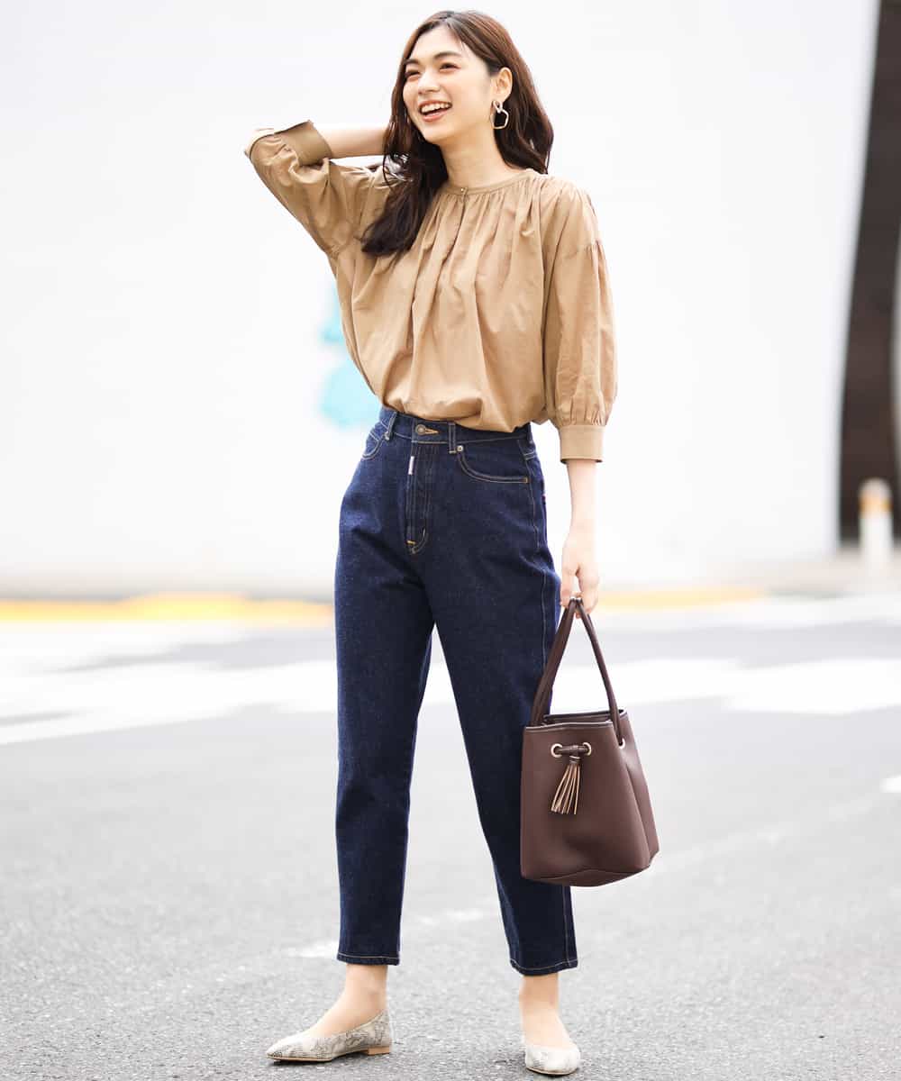 K2LFJ53079 a.v.v(アー・ヴェ・ヴェ) 【WEB限定アイテム/SOMETHING/サムシング】 FRENCH NOUVEAU ROOMY SLIM スリムデニム ネイビー