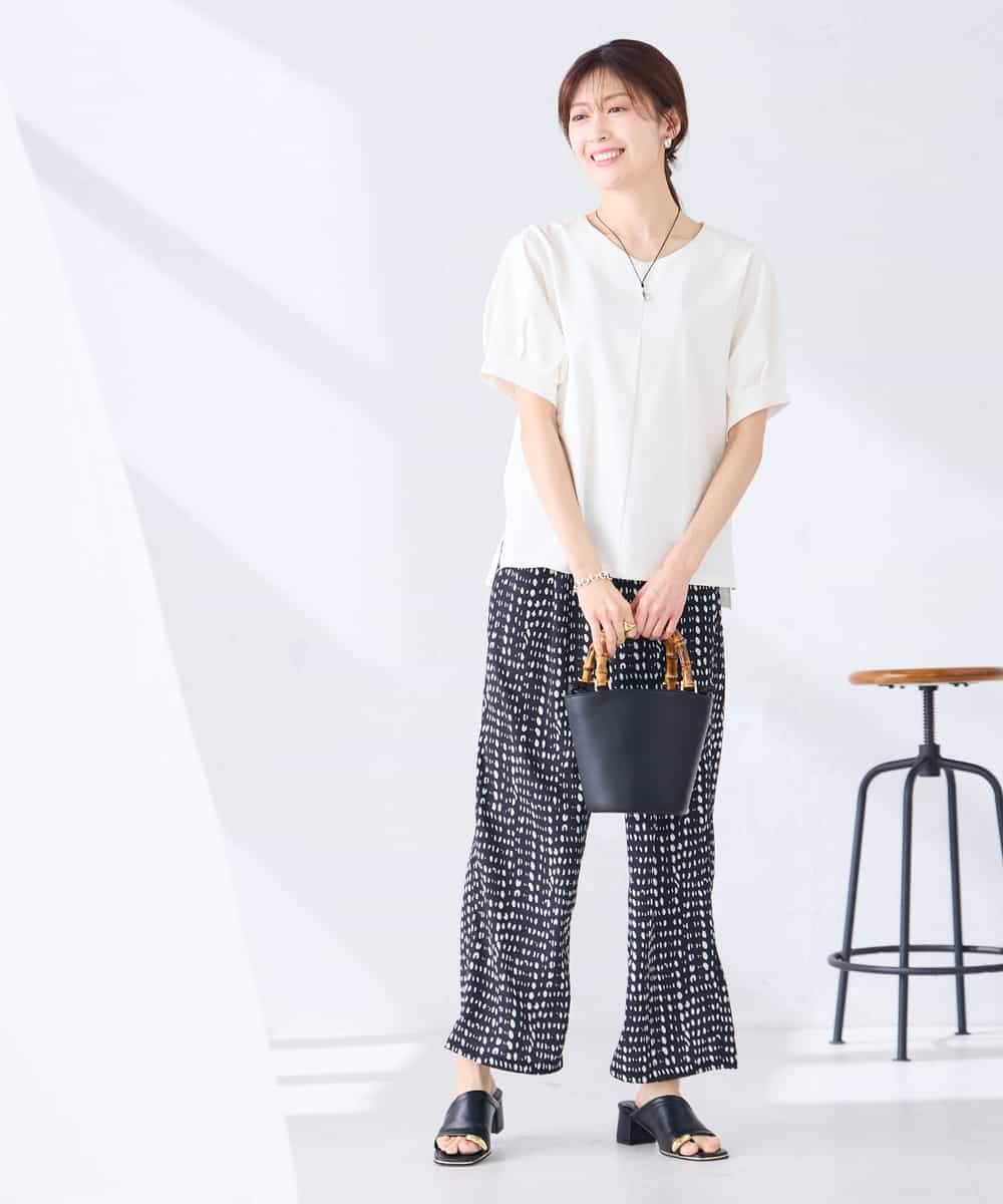 K2LGD36059 a.v.v(アー・ヴェ・ヴェ) イージープリントワイドパンツ アイボリー