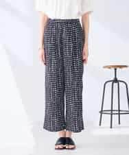 K2LGD36059 a.v.v(アー・ヴェ・ヴェ) イージープリントワイドパンツ アイボリー