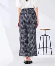 K2LGD36059 a.v.v(アー・ヴェ・ヴェ) イージープリントワイドパンツ アイボリー