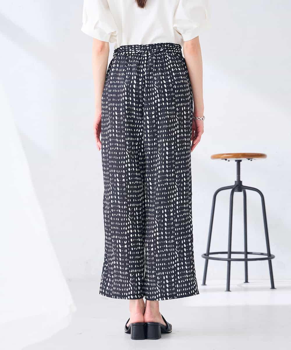 K2LGD36059 a.v.v(アー・ヴェ・ヴェ) イージープリントワイドパンツ アイボリー