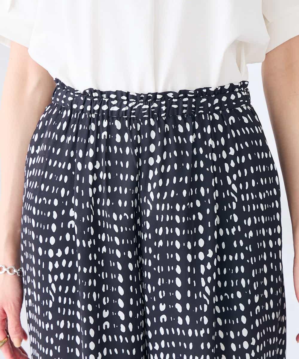 K2LGD36059 a.v.v(アー・ヴェ・ヴェ) イージープリントワイドパンツ アイボリー