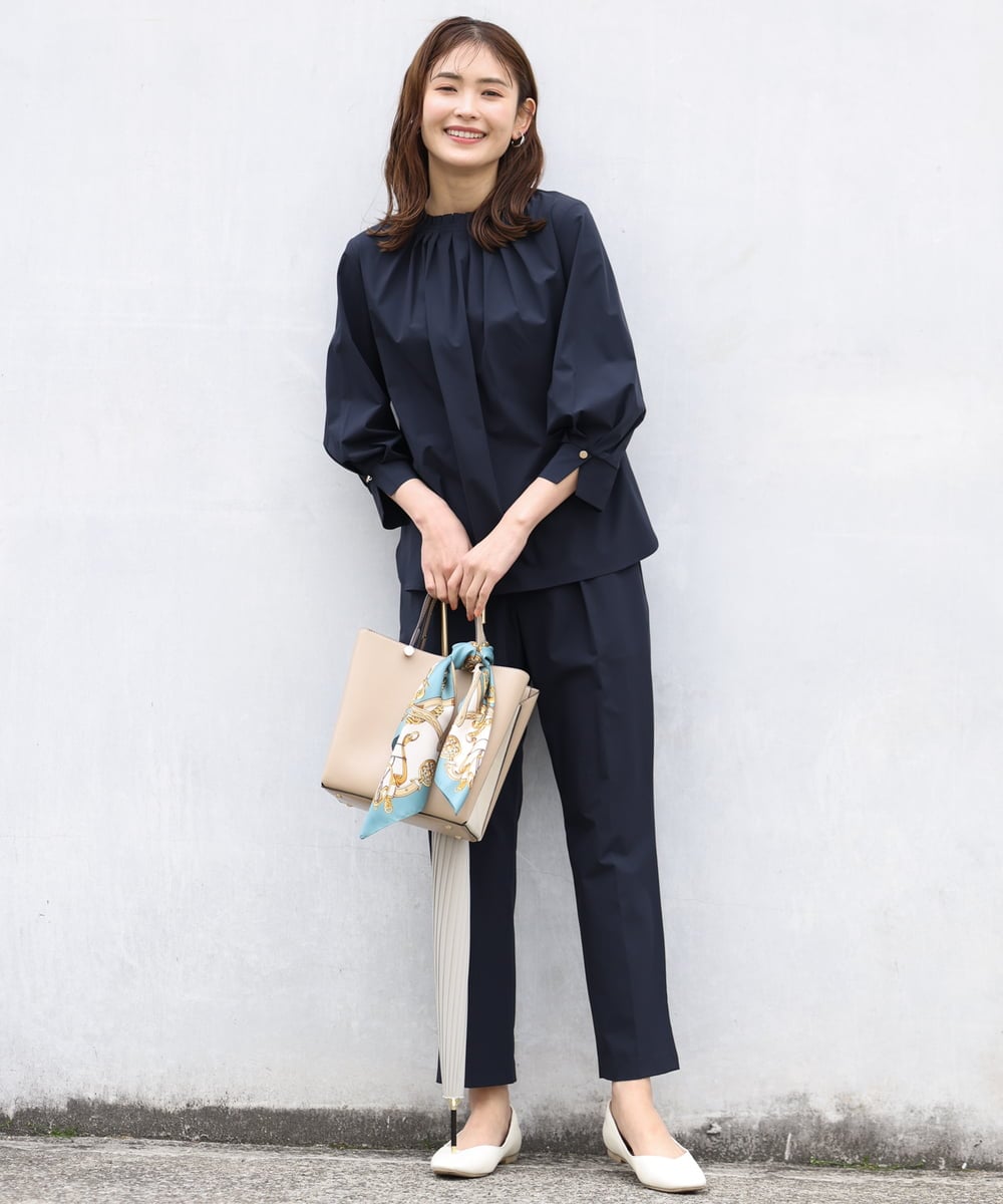 K2LGS24069 a.v.v(アー・ヴェ・ヴェ) 撥水スリットクロップドパンツ グリーン