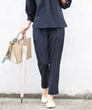 K2LGS24069 a.v.v(アー・ヴェ・ヴェ) 撥水スリットクロップドパンツ グリーン