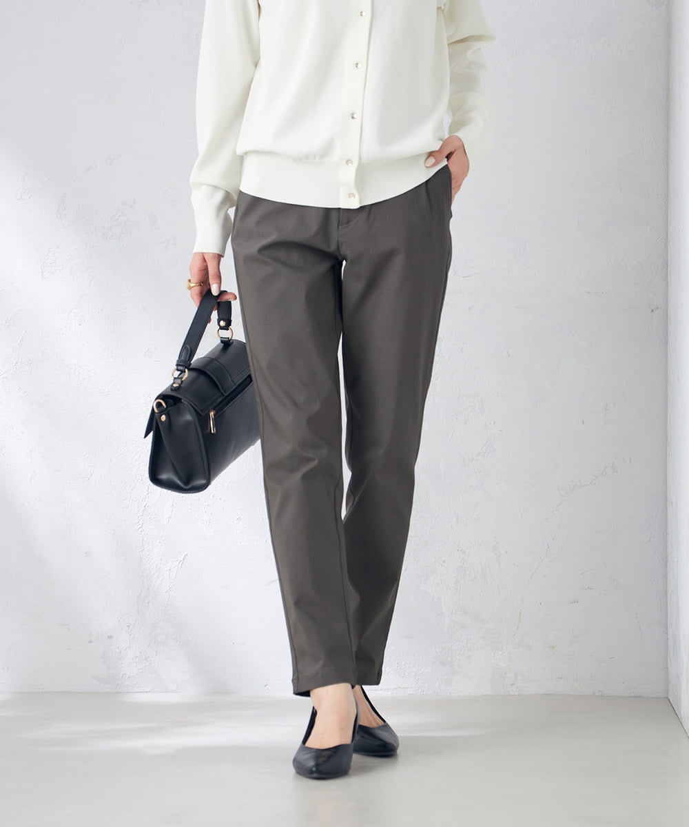 K2LTA01049 a.v.v(アー・ヴェ・ヴェ) ハイパーストレッチスリムパンツ グレージュ