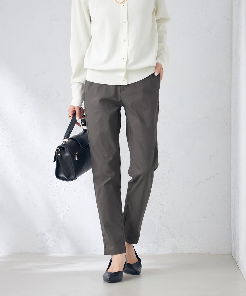 K2LTA01049 a.v.v(アー・ヴェ・ヴェ) ハイパーストレッチスリムパンツ グレージュ