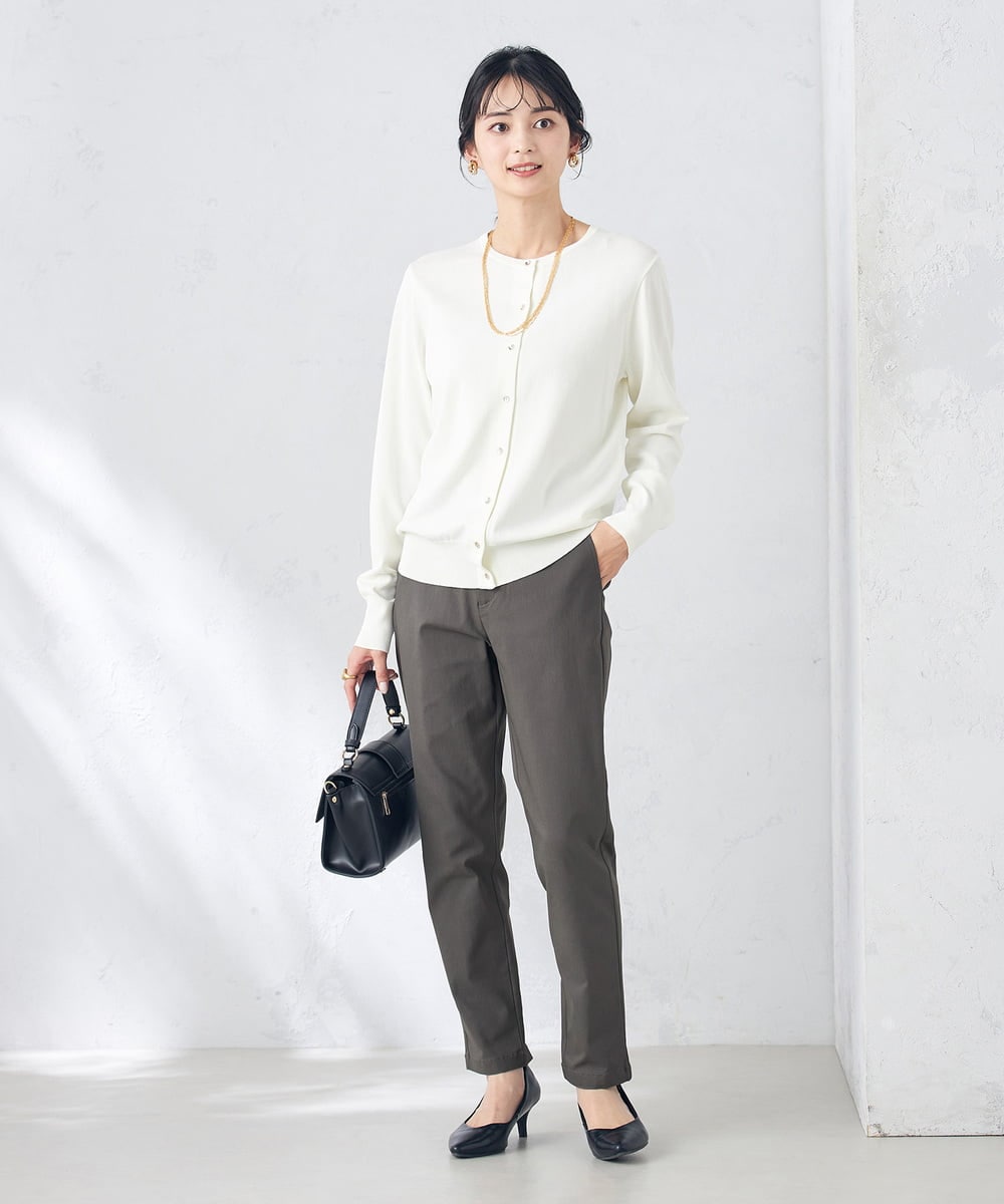 K2LTA01049 a.v.v(アー・ヴェ・ヴェ) ハイパーストレッチスリムパンツ グレージュ