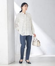 K2LTA01049 a.v.v(アー・ヴェ・ヴェ) ハイパーストレッチスリムパンツ グレージュ