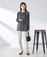 K2LTA01049 a.v.v(アー・ヴェ・ヴェ) ハイパーストレッチスリムパンツ グレージュ